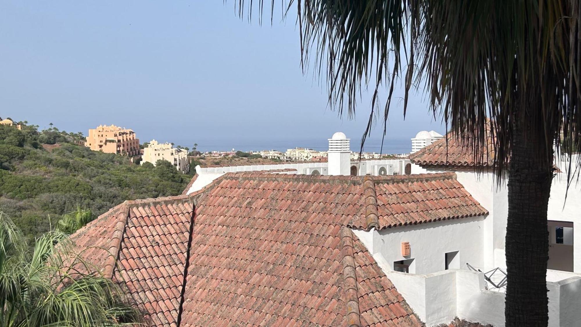 Duquesa Village Property Манилва Экстерьер фото